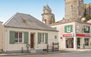 2 Bedroom Stunning Home In Apremont